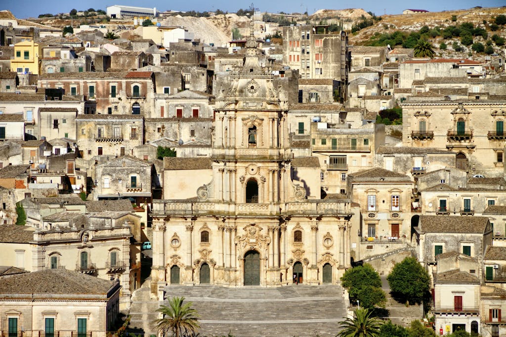 A view of Modica used for a guide to the best things to do in Modica